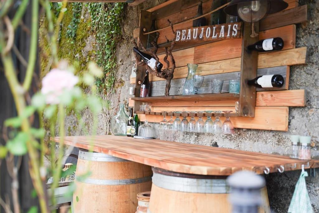 Maison Vigneron - Maison Et Studio Saint-Didier-sur-Beaujeu エクステリア 写真