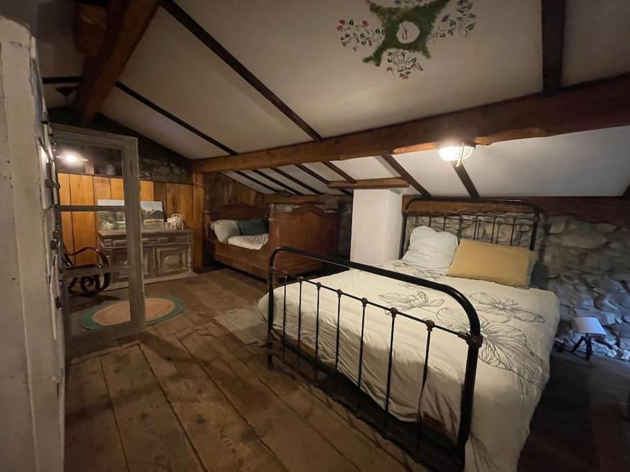 Maison Vigneron - Maison Et Studio Saint-Didier-sur-Beaujeu エクステリア 写真