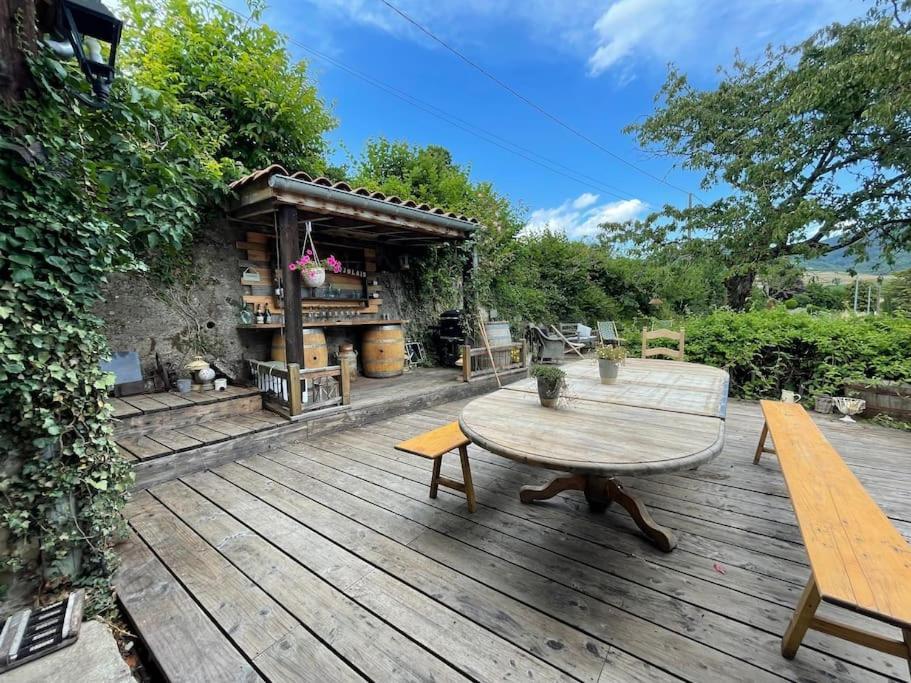 Maison Vigneron - Maison Et Studio Saint-Didier-sur-Beaujeu エクステリア 写真