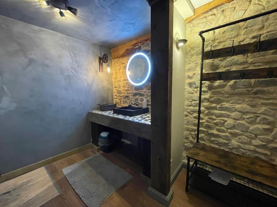 Maison Vigneron - Maison Et Studio Saint-Didier-sur-Beaujeu エクステリア 写真