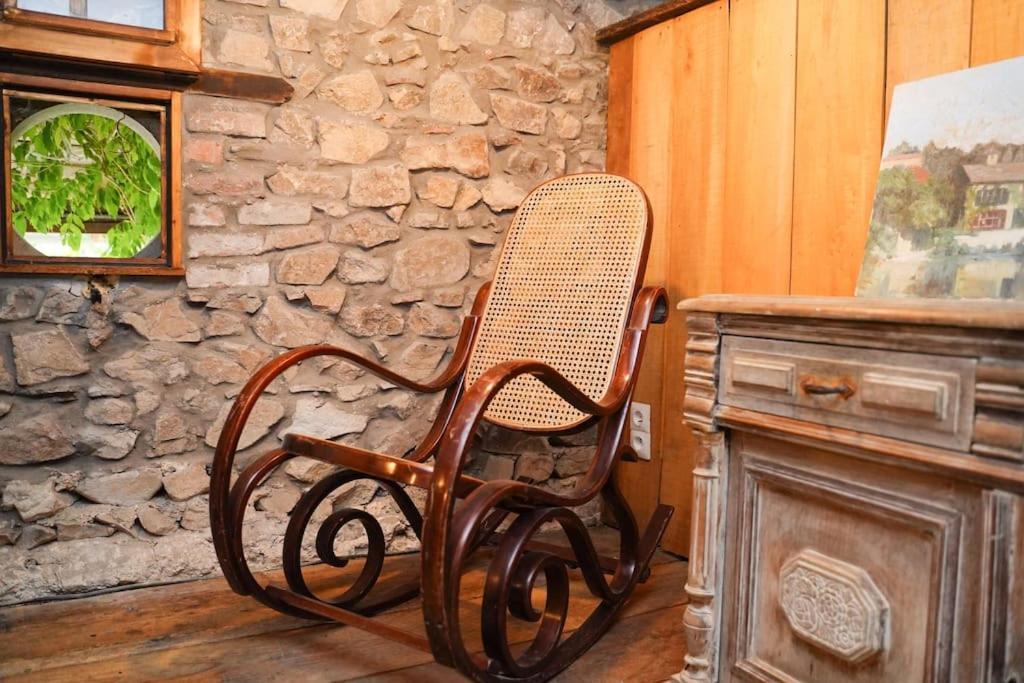 Maison Vigneron - Maison Et Studio Saint-Didier-sur-Beaujeu エクステリア 写真